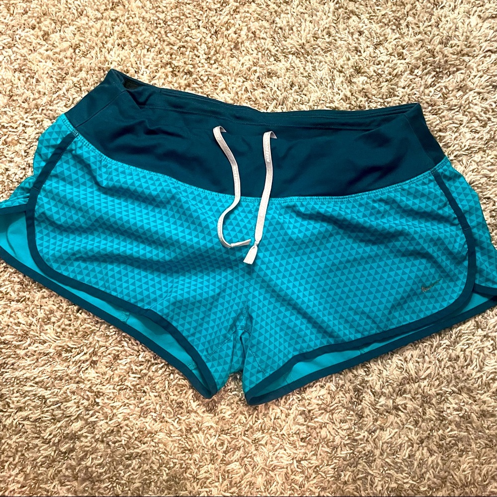 Nike dri-fit shorts, small